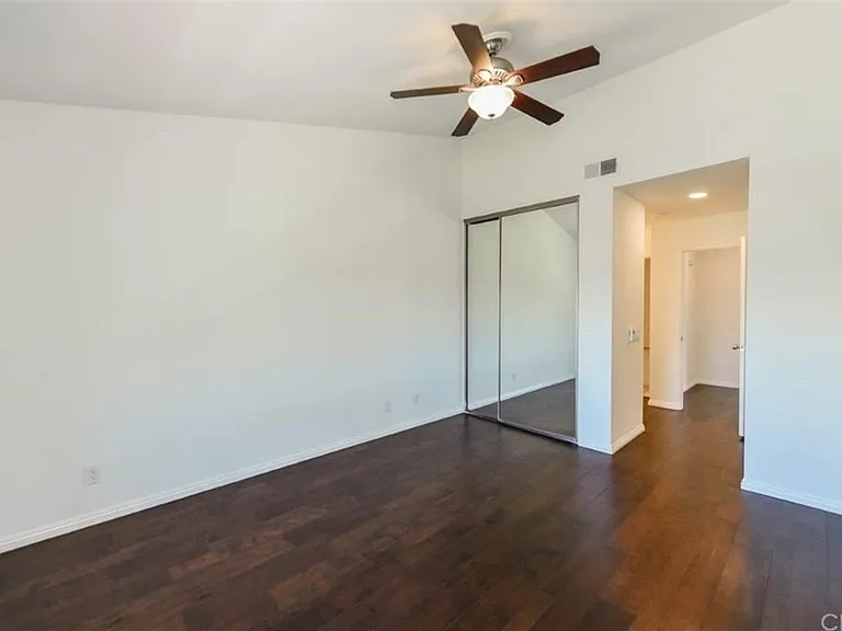309 Stanford Ct #42 — Photo 4