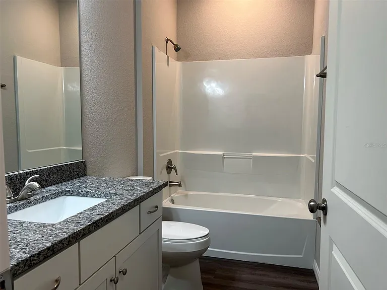 3685 Trenton Ln — Photo 7