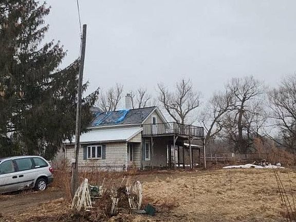 2nd image of 8940 Lange Rd