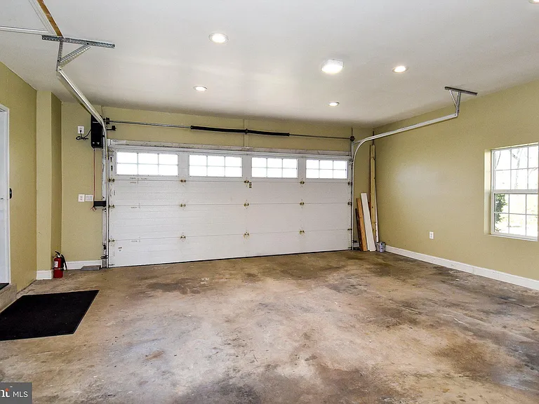 9309 Reef Ct — Photo 23