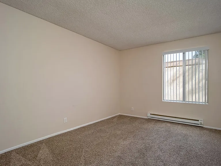 St. Charles Oaks Apartments — Photo 21