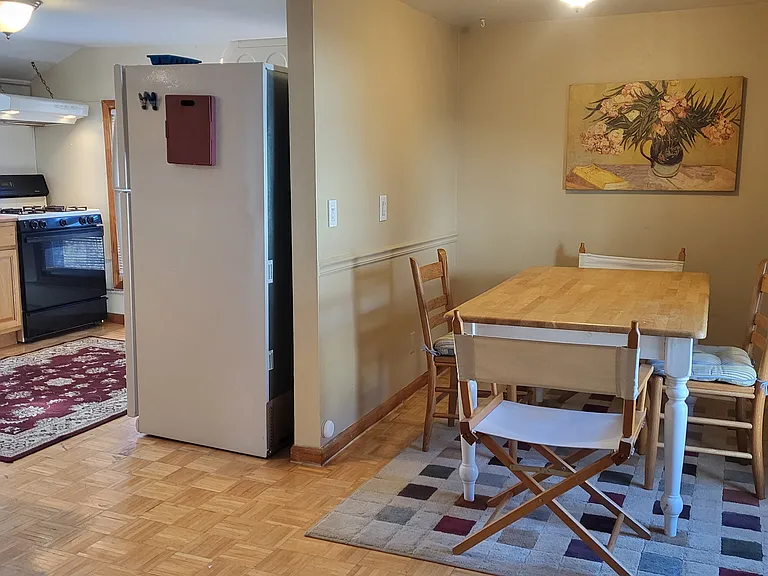 25 Beacon St #UPPER — Photo 7