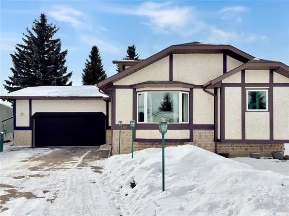 247 Stacey CRESCENT, Saskatoon, SK S7L 7A9