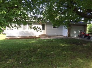 208 S Maple St, Monett, MO 65708