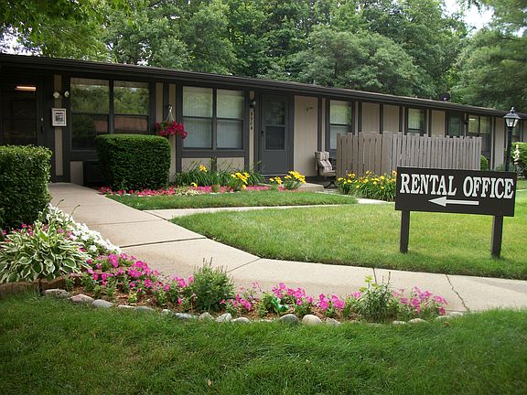5th image of 990 Cedargate Ct #Ed4901237