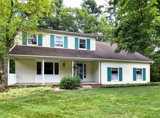 10213 Old Orchard Dr, Brecksville, OH 44141