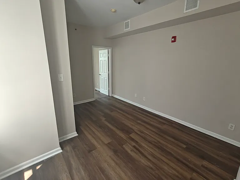 294 S 7th St #2 — Photo 1