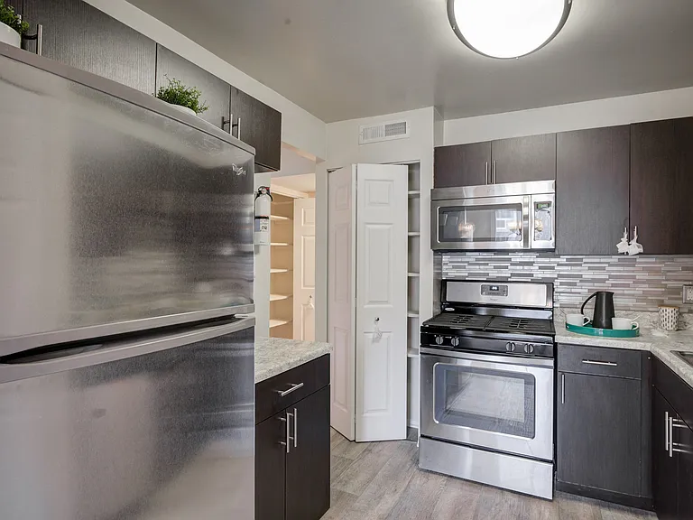 East Meadow Apartment Homes — Photo 3