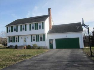 29 Vincent Dr, Attleboro, MA 02703