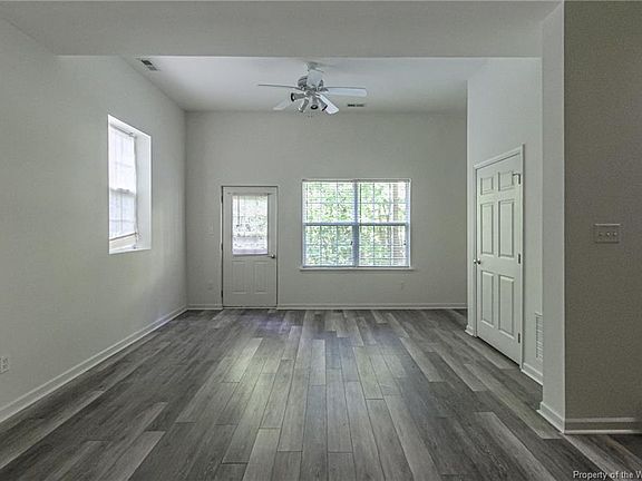 4th image of 125 Pebble Beach Ln
