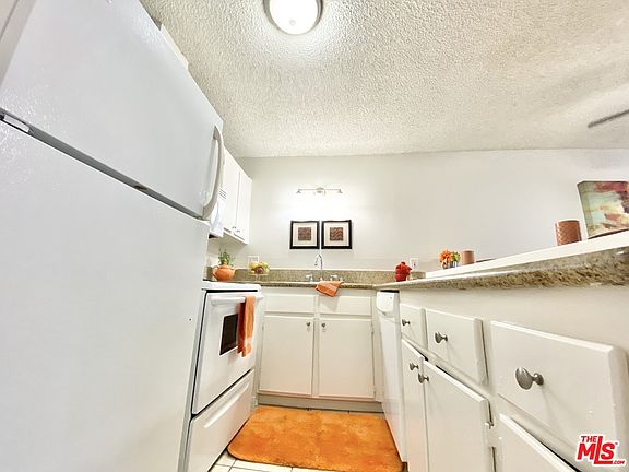 3rd image of 8700 Topanga Canyon Pl #205