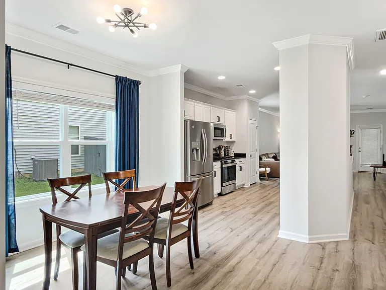 188 Hyrne Dr — Photo 5
