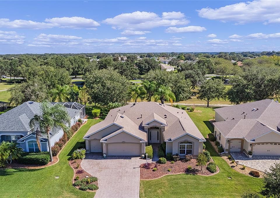 1st image of 812 Castleberry Cir