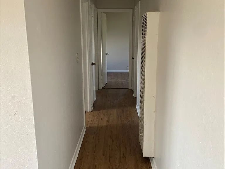 216 Oregon Way — Photo 4