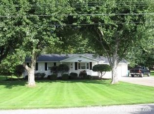 41 Nora St, Clark, PA 16113