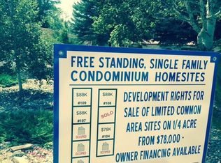 109 Los Pandos Ln, Taos, NM 87571