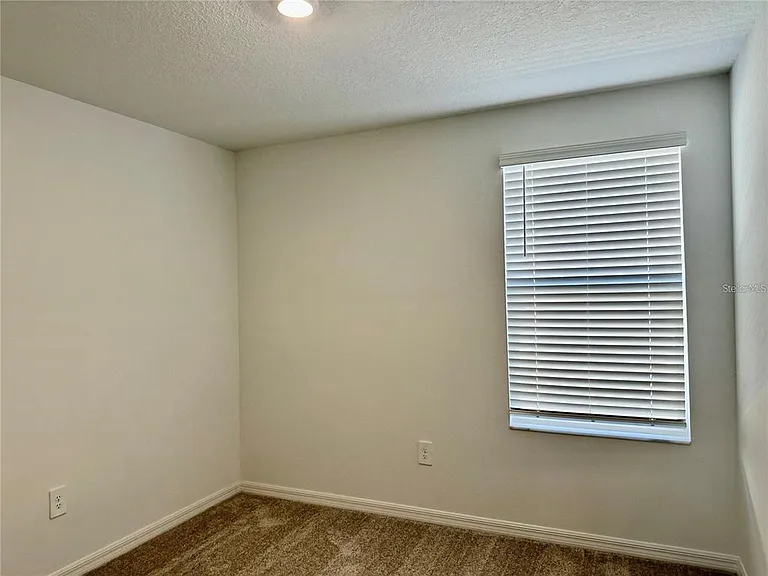 17606 Happytrails St — Photo 28