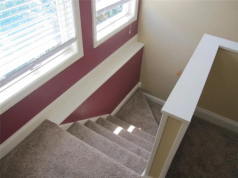 471 Oneida St — Photo 30