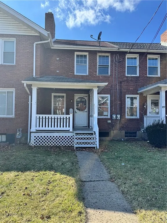 821 Vankirk St photo 1
