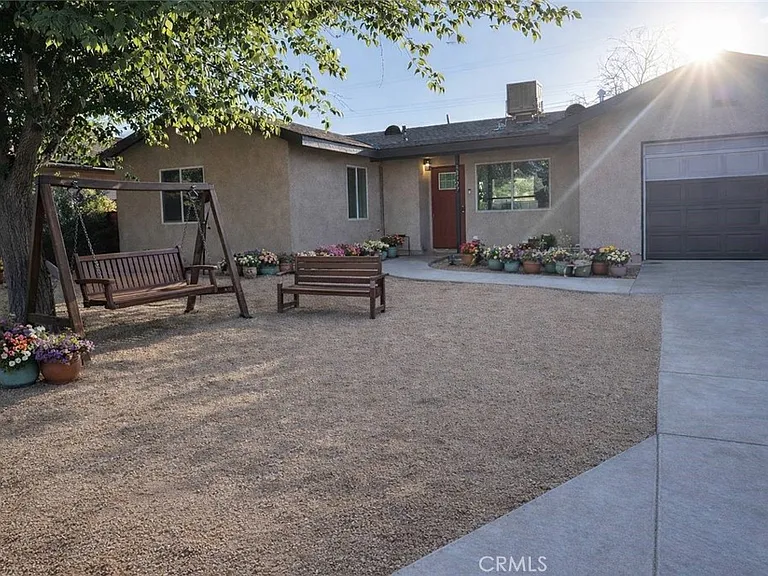 38527 Pond Ave — Photo 4