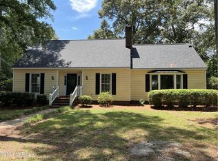 70 Boykin Dr, Clinton, NC 28328