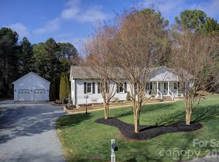 2429 Cassidy Dr, Davidson, NC 28036