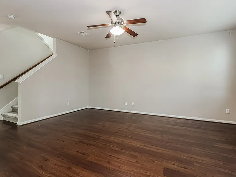 3355 Allington Ct — Photo 6