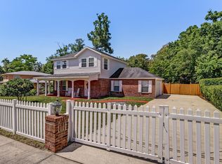 4122 Rogero Rd, Jacksonville, FL 32277