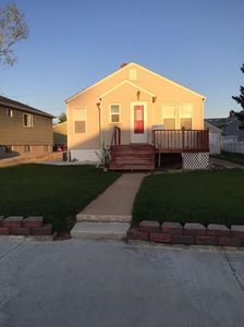 1504 N Kendrick Ave, Glendive, MT, 59330