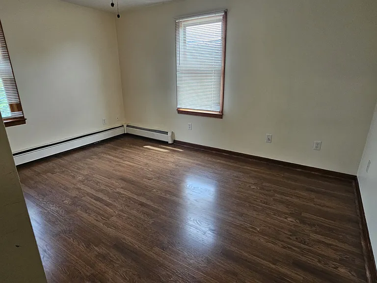 86 Washington St — Photo 11