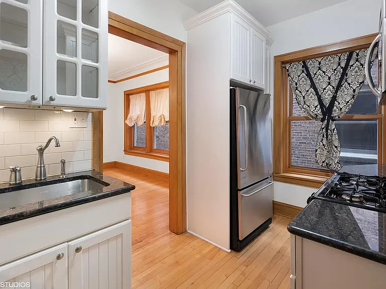 540 W Brompton Ave #2S — Photo 7