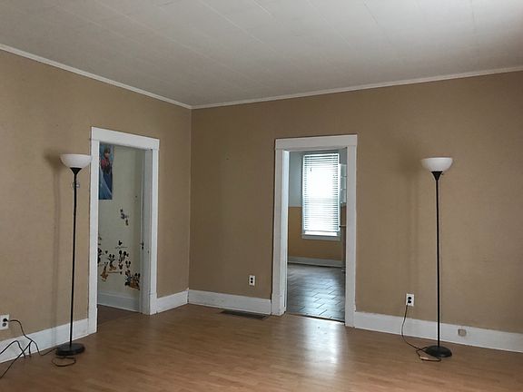 4th image of 47 West St