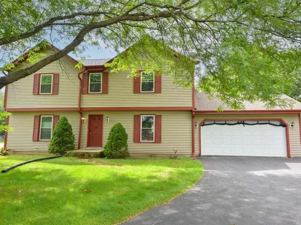 921 South Main STREET, Saukville, WI 53080