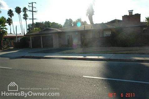 1st image of 415 W Twain Ave