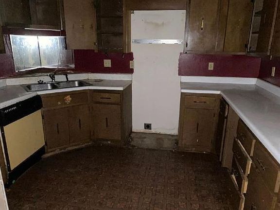 5th image of 3617 Beechollow Dr