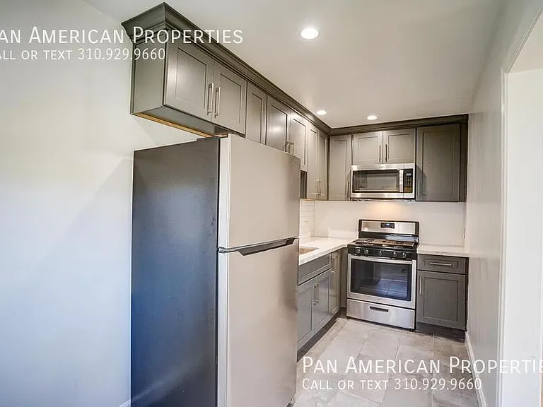 1741 Cedar Ave #3 — Photo 11
