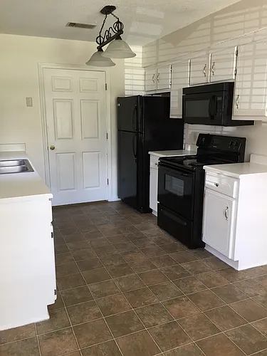 166 NE Jamey Ln Photo 1