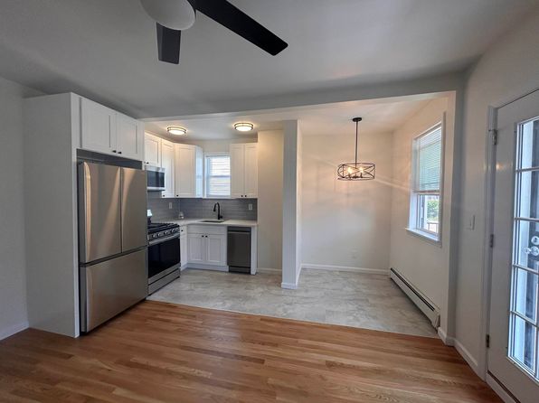 23-37 27th St #2