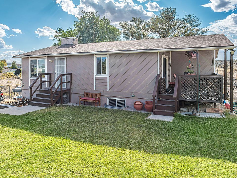 1st image of 588 Spring Valley Ct