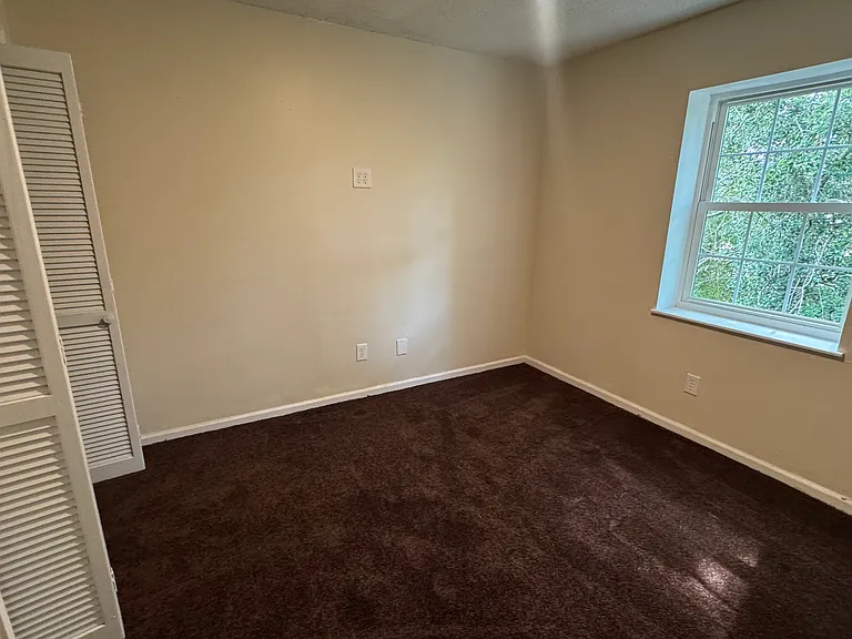 2390 Winston Way — Photo 7
