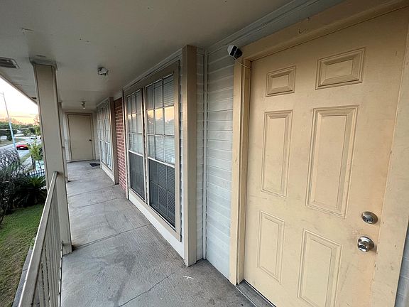 3rd image of 11514 Nobility Dr Unit C
