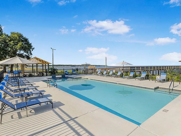 grandview pointe amenities-26