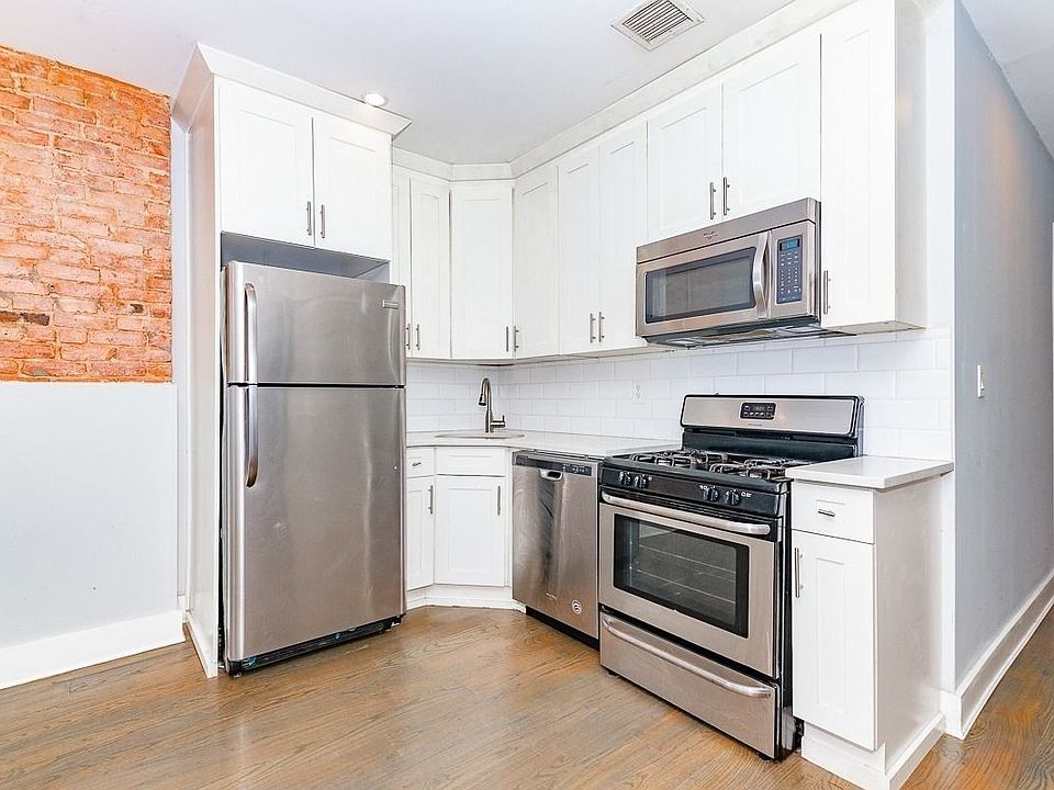 1st image of 928 Hancock St #33A
