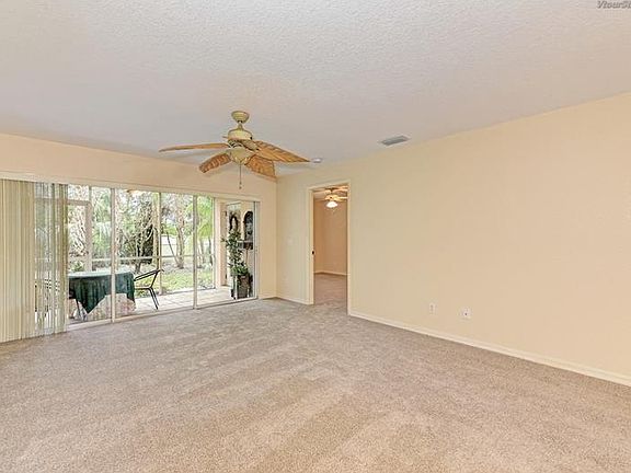 5th image of 19310 Water Oak Dr #E