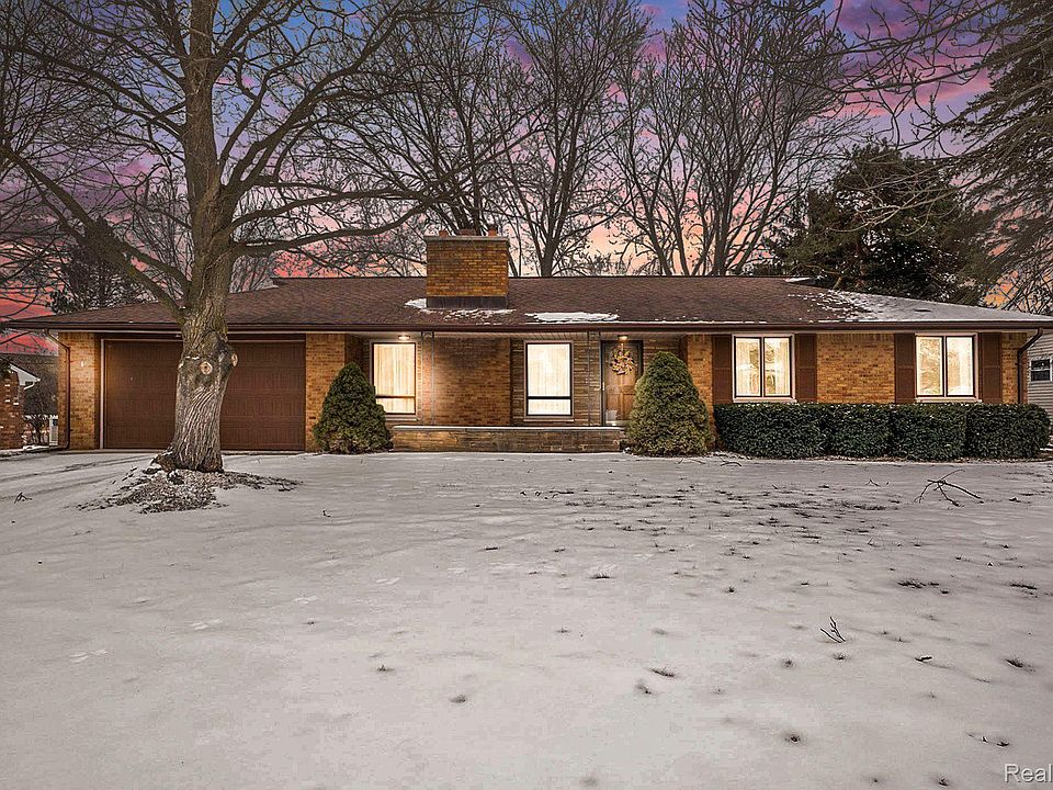 1st image of 2469 Ketzler Dr