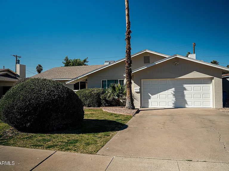 3312 S Ventura Dr — Photo 1