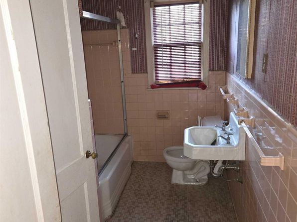 1601 Semmes St, Memphis, TN 38114