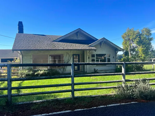 3550 Kings Valley Rd, Crescent City, CA 95531