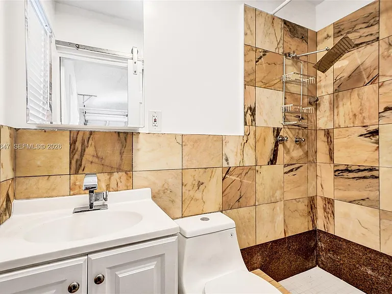 707 N 13th Ave — Photo 35