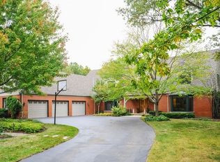 1521 Heritage Ct, Lake Forest, IL 60045